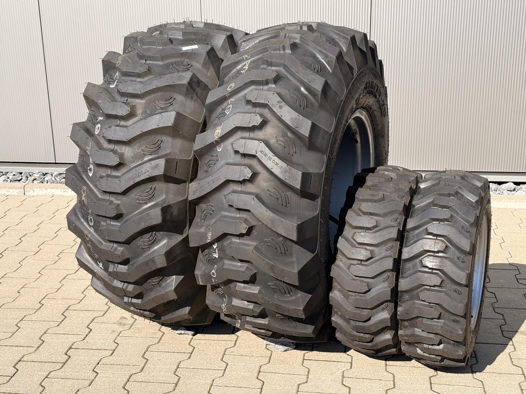 Kommunalbereifung VR 200/70R16, HR 300/80R24 f. MT3.35/ MT3.60